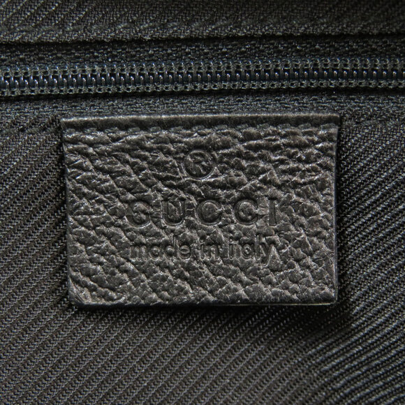 Gucci GG Canvas Cosmetic Pouch - Picture 5 of 10